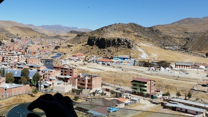 Las Bambas oder wie China Lateinamerika erobert. Mit Diego Steinhöfel, Claudia Detsch, Werner Kamppeter. Moderation: Klaus Bodemer