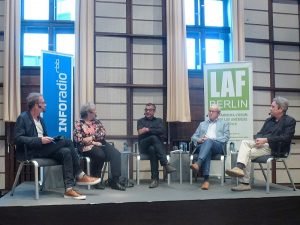 rbbinforadio-laf_podium